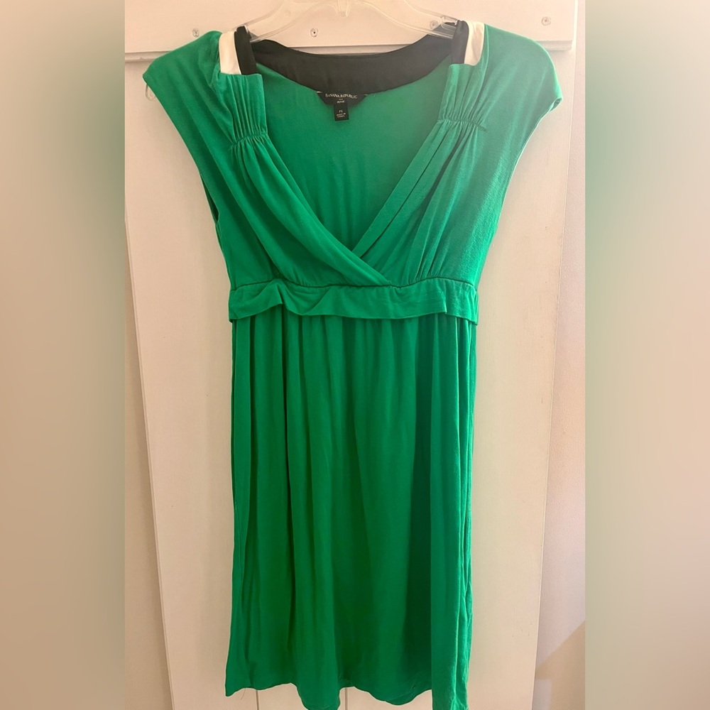 Banana Republic Emerald Green Dress